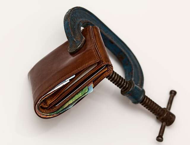 Inflation Surge 2025: Why Prices Are Exploding — And How You Can Fight Back Now
